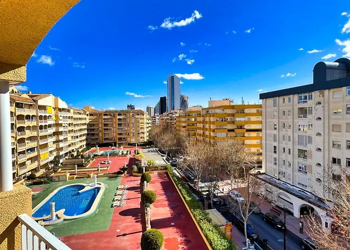 Apolo 7 Centro 250m Playa * 칼페